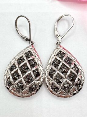 925 Sterling Silver Puffy Lattice Teardrop Earrings Black Stones Signed EA